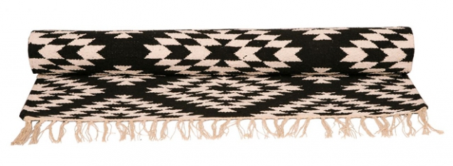V jejich stylu: Zajímavý koberec Inka s geometrickým vzorem, 100% bavlna, 200 x 70 cm, Blossom, www.nordicday.cz