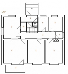I.NP: 1. vstup, 2. chodba, 3. kucyň, 4. obývací pokoj, 5. pokoj, 6. ložnice, 7. WC, 8. koupelna, 9. komora, 10. spíž, 11. balkon