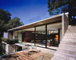 Casa del Puente / Bridge House, 3. místo v kategorii Bydlení