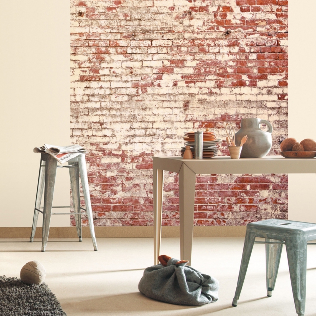 Fototapeta Brique, skládá se ze 4 dílů à 50 x 280 cm, vyrábí Caselio, www.pointshop.cz