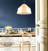 Inspirace z předešlých sezón: Barva z inspirace On a Ona na paletě Dulux.