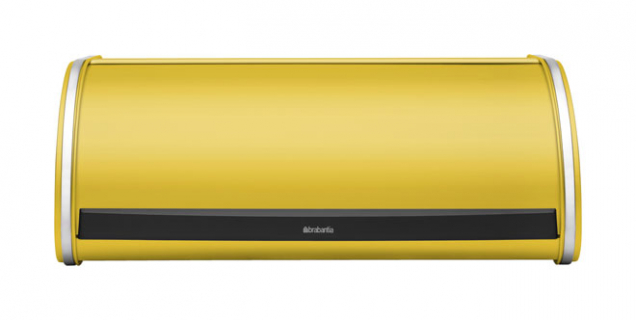 8. Pečivo v bezpečí: výrobce: BRABANTIA, cena: 929 Kč, www.brabantia-shop.cz Odolný chlebník Roll Top žluté barvy slouží k uchovávání chleba a dalšího pečiva. Je vyroben z nerezi, dno je opatřeno ventilací.