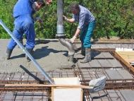 Přípava na betonování zabrala hodně času, ale vše pak bylo bez jediného problému