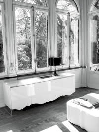 Kromě nábytku showroomy Decoland a BoConcept nabizejí také specializované služby na pomoc se zařizovaním interiéru.