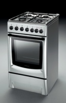 Kombinovaný sporák Electrolux EKK 5008 X, nerez, 85,5 x 50 x 60 cm, 1x rošt, 2x odkapávací plech, 1x pečicí plech, automatické zapalování, minutka, dětská pojistka, ventilátor horkého vzduchu a topná spirála, gril, cena 13 190 Kč, ELECTROLUX