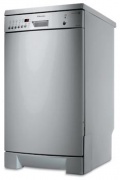 Myčka ESF 4160 s šířkou 46 cm má funkce Fuzzy, Logic, turbo sušení, Aqua control, 3 in 1, senzor znečištění vody, hlučnost 47 dB, cena 17 720 Kč, ELECTROLUX