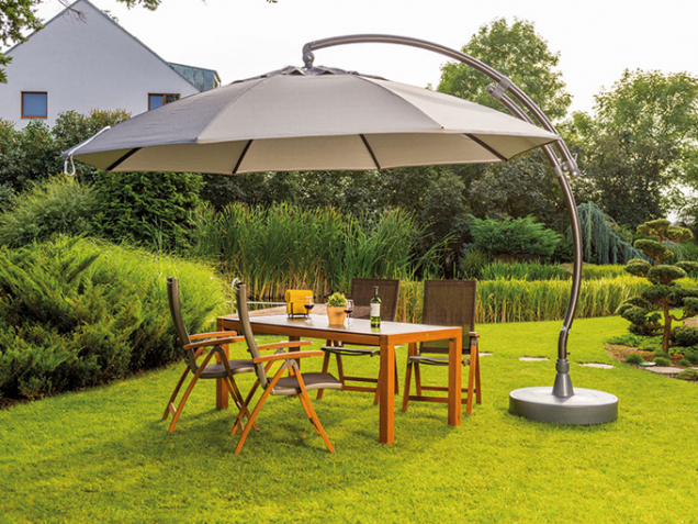 Exkluzivní materiály, precizní provedení a unikátní design řadí slunečník Crystal k naprosté špičce. (Zdroj: Mountfield)