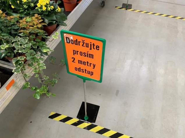 Od čtvrtka 9. dubna otevřou projektové markety Hornbach pro všechny zákazníky. Vyplývá to z jednání vlády, která umožnila jejich znovuotevření. I nadále budou dle jejího nařízení platit přísná opatření pro dodržování hygienických pravidel. Stále také platí možnost nákupu přes e-shop. (Zdroj: Hornbach)