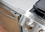 Ovládání ICON může být dotykové nebo klasické "knoflíkové", které je na první pohled přehlednější (Electrolux)