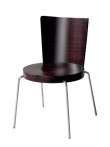 Židle z kolekce Starton byla oceněna titulem Vynikající design 2006. Vyrábí se ve světlém provedení i tmavém odstínu wengé. Koupíte ji za 2 310 Kč, TON