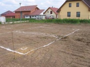 Pozemek budoucího Václavova domu ještě před výkopem pro základy