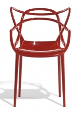 Židle Masters (Kartell), design Philippe Starck, k dostání až na podzim, předpokládaná cena 6 000 Kč, KARTELL FLAG STORE