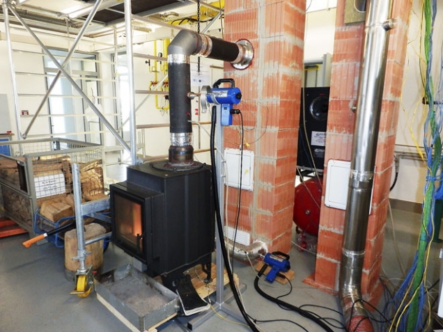 Test komínového systému se spotřebičem o výkonu 30 kW (HELUZ)