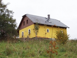 Stavební úřad proti úžívání domu nic nenamítl