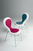 Židle Infiniti (Label), chrom, matný kov, syntetický materiál (PMMA) za studena lisovaný, rozměry 80,5 x 41 x 63 cm, www.label.nl