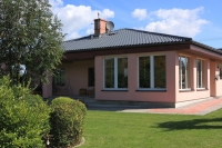 Systém využívá princip patentovaných spojek.
