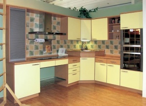 Kuchyňská linka Andrea LTD (GORENJE), dvířka s ABS hranou, cena (bez armatur a spotřebičů) 52 718 Kč