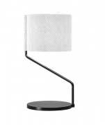 Stolní svítidlo Monroe (Artenmide), design Ora Ito, možnost otáčení do 360°, lakovaná ocelová základna a korpus, stínidlo z pokovaného sklolaminátu, zdroj 150 W halogenová žárovka E27, cena cca 8 000 Kč, ARTEMIDE