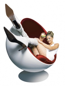 Křeslo Ball Chair, Eero Aarnio (Aadelta), cena 151 844 Kč, SCANDIUM
