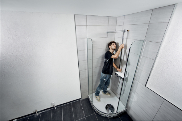 Montáž sprchové baterie (Zdroj: HORNBACH)