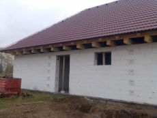 Na jaře se pokračovalo s dozdíváním