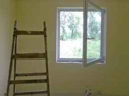 Před blížícím se stěhováním bylo potřeba dokončit vnitřní práce a zrealizovat kuchyň