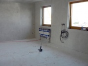 Na dokonale hladké omítce nezjistil Václav žádné nerovnosti