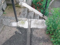  Zkontrolujte dřevěné prvky. Poškozené hned na jaře opravte! 