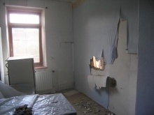 Podlahový vysavač S 4780 (Miele), elektronická regulace sacího výkonu na rukojeti, světelný displej pro indikaci výkonu, HEPA fitr v základním vybavení, nerezová teleskopická sací trubice, dvojvrstvé metalické lakování, indikace výměny vzduchového filtru, příkon 1 800 W, cena 9 990 Kč, MIELE