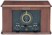 Dobové rádio Lamper od firmy Bang and Olufsen