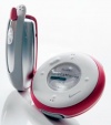 Přehrávač MP3RUN (Philips) má senzor rychlosti na bázi technologie Bluetooth, který připnutý k botě shromažďuje informace o sportovním výkonu. Ty pak lze zpřístupnit formou audio odpovědi nebo stáhnout do počítače. Cena 11 990 Kč, PHILIPS