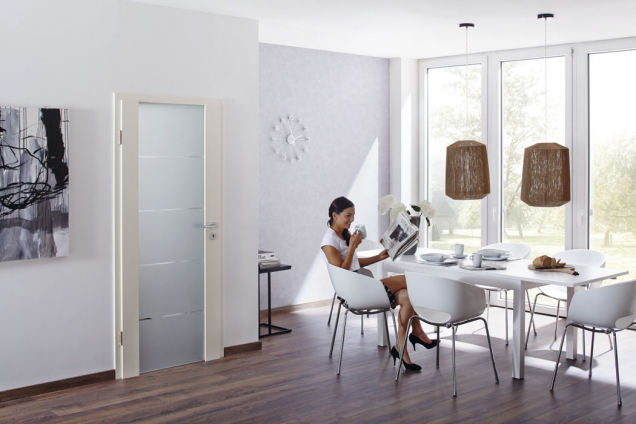 Nová designová linie prosklených dveří Hörmann vnáší více světla do interiéru.