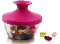 Vzduchotěsná dóza PopSome (Vacuvin), objem 0,45 l, cena 230 Kč, www.vacuvin.cz
