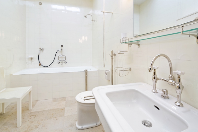Vila Tugendhat, koupelna rodičů (Foto: RAKO, Tomáš Dittrich)