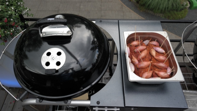 pečená krkovice se směsí česneku a bylinek Barbecue