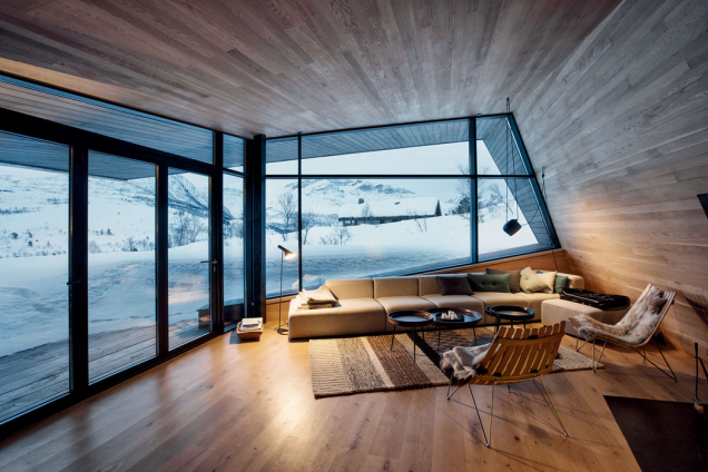 Black Lodge v norských Sunnmøre Alpách (Zdroj: Invit Arkitekter, Alesund; Foto: Johan Holmquist)