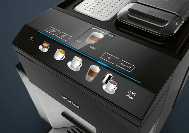 Kávovar Siemens EQ.500 displej (Zdroj: Bosch)