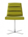 Židle Guggen (Ligne Roset), design André Kikoski, cena od 15 000 Kč, LIGNE ROSET
