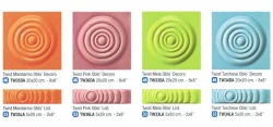 Kruhový plastický dekor ze série Twist (20 x 20 cm), cena 520 Kč/ks (KOMORNÍK)