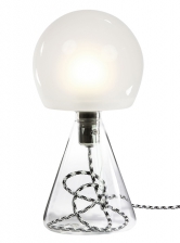 Originální stolní lampa Vejtsberg L01 má skleněné stínítko i základnu, textilní kabel, www.dtglass.cz
