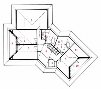 Podkroví: 1. studovna, 2. ložnice, 3. ložnice, 4. galerie, 5. ložnice, 6. koupelna, 7. koupelna, 8. WC, 9. střešní terasa, 10. střešní terasa, 11. úložný prostor, 12. šatna