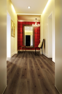 Vinylová podlaha Wineo DESIGNline, kolekce Laguna KingSize, dekor Dub Royal, prodává KPP.