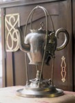  Čajovar, kolem 1920 (střední Evropa), alpaka. Cena 2 600 Kč, ANTIQUE ALMA 
