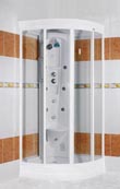 Hydromasážní a parní boxy BCR Jet a Steam. Cena: Samostatný box s armaturou a vaničkou 15 095 Kč, s hydromasážním panelem 24 990 Kč, obsahující navíc i vyvíječ páry 48 990 Kč.
