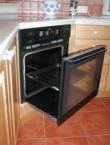 Z kombinované parní a pečicí trouby firmy GAGGENAU získáte maso připravené zdravě i s kůrkou. Za troubu ale zaplatíte 119 990 Kč
