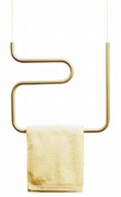  Netradičním úložným prostorem na ručník může být i závěsná konstrukce Float 1 (design Rodolfo Dordoni) od firmy DORNBRACHT, cena 3 948 Kč, ALISEO 