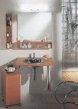  Nerezová chladnička R2746 z řady Nostalgie. Chladnička 271 l, vnitřní mraznička 21 l (60 x 147 cm, h. 63,5 cm). Energetiská třída A. Cena 21 990 Kč, GORENJE 