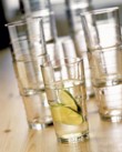  V této rodině jsou oblíbené sklenice Svepa (25 cl) za 149 Kč/12 ks, IKEA 