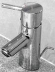  Umyvadlové baterie jsou z kolekce Talis S (HANSGROHE), cena 4 013 Kč, IL BAGNO 