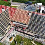 Finální provedení pojistné hydroizolace v různých třídách těsnosti v souvislosti s použitou skládanou pálenou krytinou